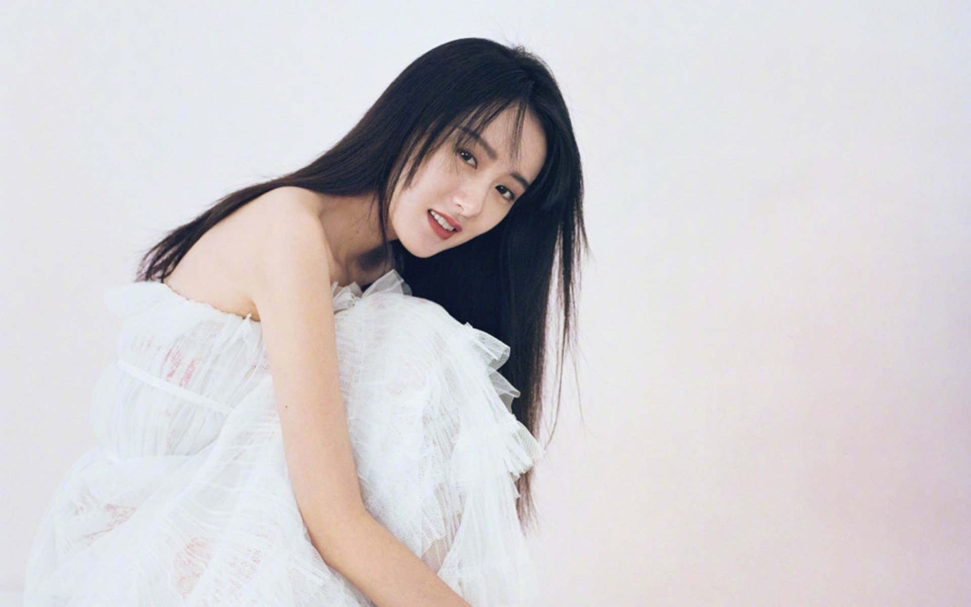 绝境之蓝，阿圭罗终场制胜，英格兰悬崖边险胜法兰西